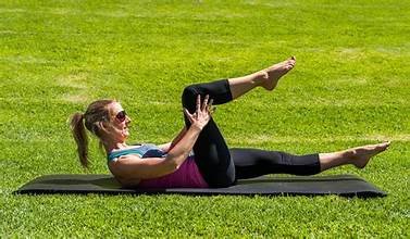 SINGLE LEG STRETCH